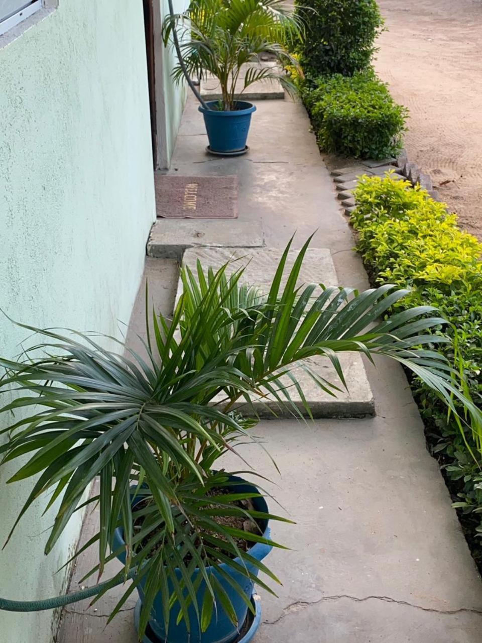 Aeropark Residencial Hostel Maputo Ngoại thất bức ảnh