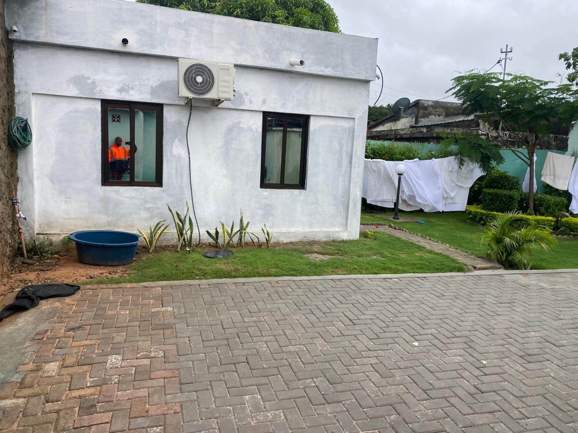 Aeropark Residencial Hostel Maputo Ngoại thất bức ảnh