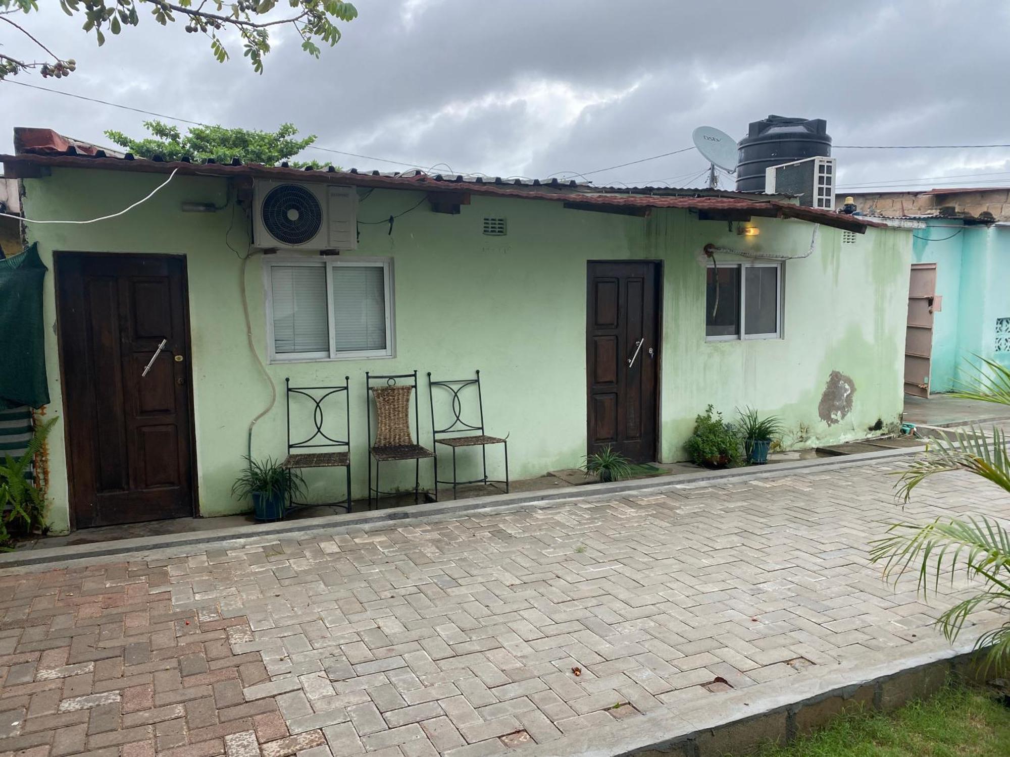 Aeropark Residencial Hostel Maputo Ngoại thất bức ảnh